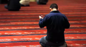 Kandil tesbihi nasıl çekilir? Regaip Kandili tesbihleri! Kandil gecesi çekilecek tesbihler neler?