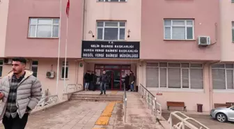 Boşanma aşamasındaki öfkeli koca avukat çifte kurşun yağdırdı