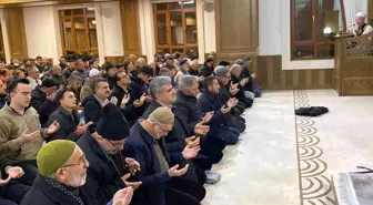 Kulu'da Regaib Kandili'nde camiler doldu taştı