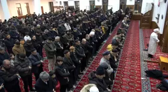 Müftü Demir: 'Kur'an-ı Kerim'i yakmakla Müslümanlar yok olmaz'