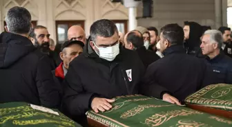 Teknik direktör Ümit Özat'ın babası Ali Özat son yolculuğuna uğurlandı