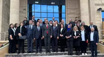 Bakan Özer, Bakü Devlet Mesleki Sanayi ve Mesleki Eğitim Merkezi'ni ziyaret etti