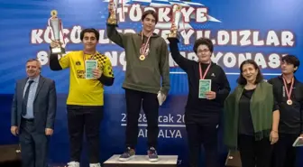İzmirli öğrenciler madalyaya doymuyor