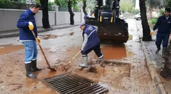 Marmaris Belediyesi Ekiplerinden Selin İzlerini Silmek İçin Yoğun Mesai