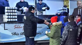 Başkan Togar'dan taraftara pilav ikramı