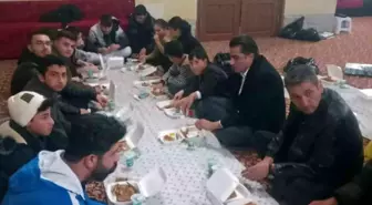 Başkan Çiftçi gençlerin sofrasına konuk oldu