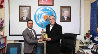 Başkan Savran; AK Parti Hacıbektaş ilçe yönetim kurulu toplantısına katıldı