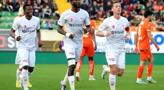 Sivasspor'da Mustapha Yatabare'nin sol dizinde bağ yaralanması olduğu açıklandı