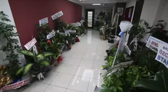 CHP Malatya İl Başkanı Barış Yıldız, Partiye Gönderilen Çiçekleri Sma Hastası Çocukların Tedavisi İçin Satışa Çıkardı