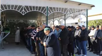 Sömestirde ziyarete gittiği anneannesiyle evde ölü bulunan Ecrin, son yolculuğuna uğurlandı