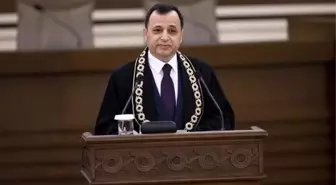 Son Dakika: Anayasa Mahkemesi genel kurulundaki oylamada Zühtü Arslan yeniden başkan seçildi