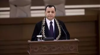 Zühtü Arslan kimdir? Anayasa Mahkemesi Başkanı Zühtü Arslan kimdir? AYM Başkanı Zühtü Arslan kaç yaşında, nereli?