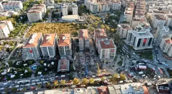 36 kişiye mezar olan apartman davasında belediye görevlileri hakim karşısında