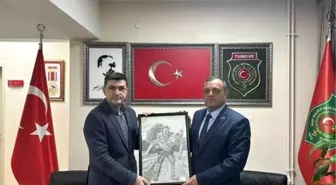 Kırşehirli gazi kızının çizdiği kara kalem çalışmaları İstanbul'da sergilenecek