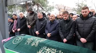 LİTERATÜRE GİREN O ANNE, SON YOLCULUĞUNA UĞURLANDI