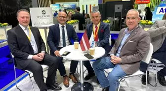 Riga'da Kemer rüzgarı esti