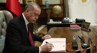 Cumhurbaşkanı Erdoğan'ın imzasıyla Türkiye'nin BM Daimi Temsilcisi Feridun Sinirlioğlu görevden alındı, yerine Sedat Önal atandı