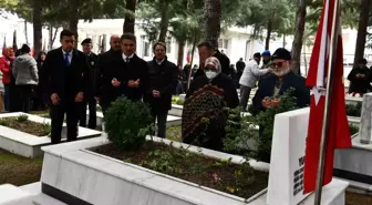 Ispartalı şehitler kabirleri başında anıldı