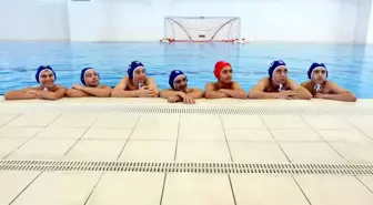 Kepez'in su topu takımı yarı finale kaldı