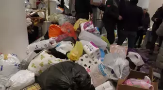 7,7 Büyüklüğündeki Deprem 10 İli Vurdu… Kadıköy'den Bir Yardım Tır'ı Gönderildi. Odabaşı, 6 Yardım Tır'ını Daha Bölgeye Göndereceklerini Söyledi (Dk)