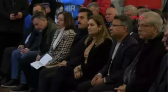 İZMİR'DEN DEPREM BÖLGESİ İÇİN 'UMUT HAREKETİ' BAŞLATILDI