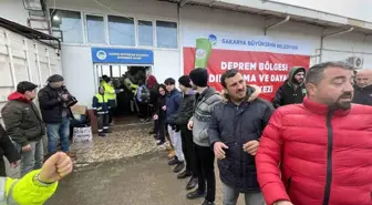 17 Ağustos'u yaşayan Sakarya deprem bölgesi için seferber oldu