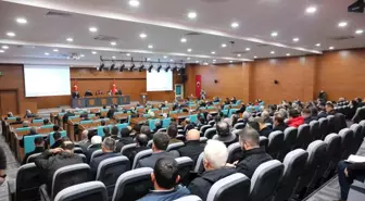 Burdur, Vali Arslantaş öncülüğünde depremin yaralarını sarmak için tek yürek oldu