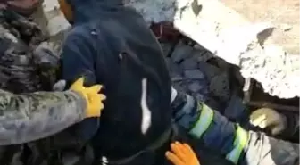 60 saat sonra enkazdan böyle çıktı