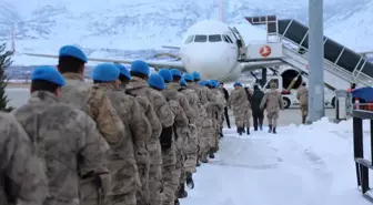 91 komando Erzincan'dan deprem bölgesine dualar eşliğinde uğurlandı