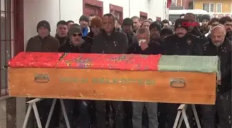 DEPREMDE ÖLEN 4 KİŞİ BOLU'DA TOPRAĞA VERİLDİ