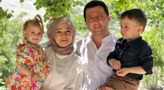 DEPREMDE ÖLEN UĞUR ÖĞRETMEN İLE 2 ÇOCUĞU TOPRAĞA VERİLDİ
