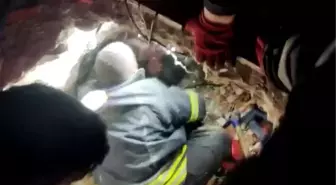 ENKAZ ALTINDA KALAN ANNE VE KIZI 86'NCI SAATTE SAĞ ÇIKARILDI