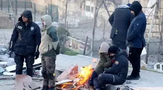 Son Dakika! 10 ili etkileyen depremde hayatını kaybedenlerin sayısı 12 bin 873'e yükseldi