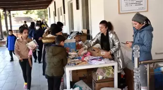 3'üncü Piyade Eğitim Tugay Komutanlığı depremzedelerle yakından ilgileniyor