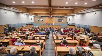 Başkan Soyer Sivil Toplum Kuruluşlarına Seslendi: 'Bize El Verin, Gücünüzü Bize Katın'