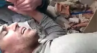 Uzman çavuş, depremin 103'üncü saatinde sağ çıkarıldı