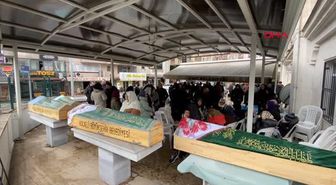 ENKAZ ALTINDA BİRBİRLERİNE SARILI BULUNMUŞLARDI, SON YOLCULUKLARINA UĞURLANDILAR