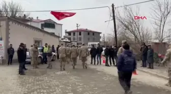 HATAY'DA DEPREMDE HAYATINI KAYBEDEN UZMAN ÇAVUŞ TOPRAĞA VERİLDİ