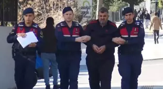 HATAY'DA YIKILAN BİNANIN MÜTEAHHİDİ 'DEPREMZEDE' OLARAK KALDIĞI OTELDE YAKALANDI