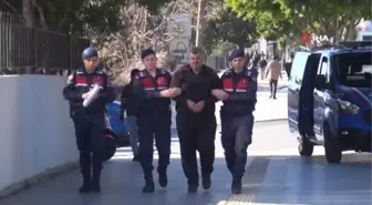 Hatay'da yıkılan Kule Apartmanının müteahhidi Antalya'da depremzedelerin kaldığı otelde yakalanarak tutuklandı