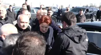 Akşener, Koray Aydın'ın Annesinin Cenaze Törenine Katıldı