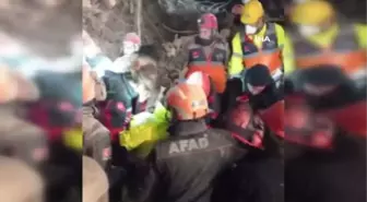 Mezarı kazılmış bekleniyordu, 258 saat sonra enkazdan Neslihan sağ kurtarıldı