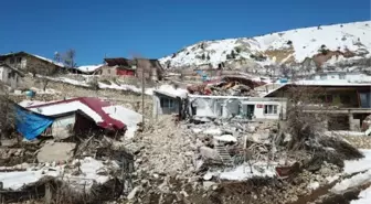 KAHRAMANMARAŞ'IN EN ZİRVEDEKİ DAĞ KÖYÜNDE 130 EVDEN 20 EV KALDI