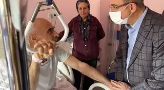 AK Parti'li Sürekli, İzmir'de ağırlanan depremzedelerle bir araya geldi