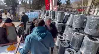 DEPREMZEDELERE SOBA VE YAKACAK ODUN DAĞITILDI