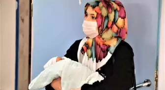 Depremzede anneden yürek burkan sözler: 'Kızım çadırda su diye ağladı'