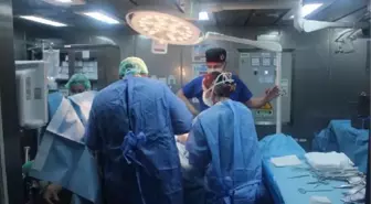 TCG Bayraktar, 4 bin 850 depremzedeye sağlık hizmeti verdi