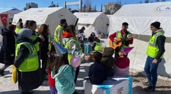 ÇOCUKLARA YÖNELİK PSİKOSOSYAL MÜDAHALELERE AİLEYİ DE KATMAK GEREKİYOR