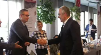 Konyaaltı Belediye Başkanı Esen, Ansiad'ın 'Deprem Bölgesinden İzlenimler' Paneline Katıldı