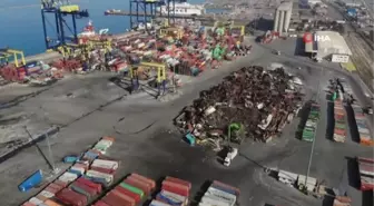 Yangının ardından İskenderun Limanı'ndaki ayrıştırma çalışmaları görüntülendi